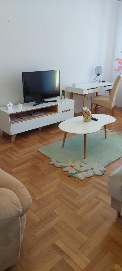 Apartment Meli Varaždin Extérieur photo